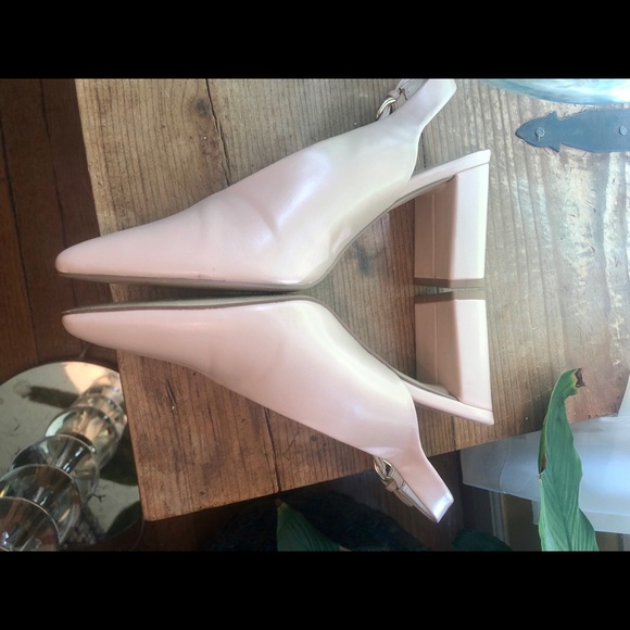 Chinese Laundry - Obvi Pumps - Picture 3 of 4